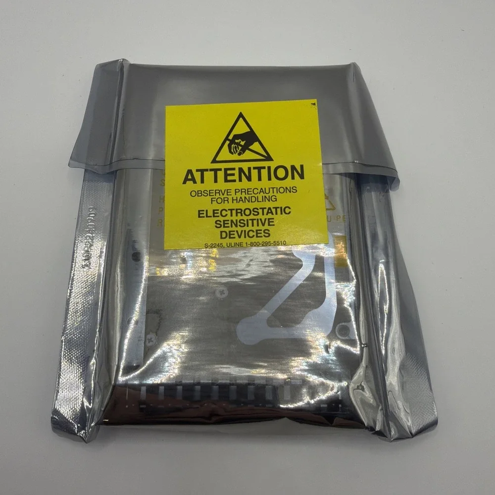 759208-B21/759546-001/EH0300JEDHC/EH0300JDXBA-HP 300GB 12G SAS HD 15K‎ 2.5IN